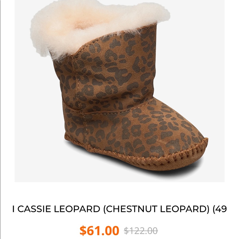 Ugg Size 2/3 Toddler Chelsea. Worn 2x. Great condition.